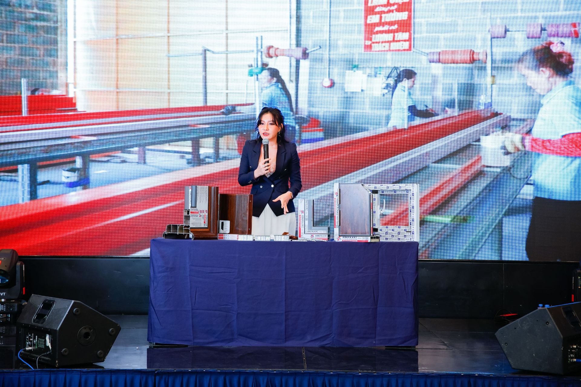 Nhôm Vạn Xuân Thành Nhà Tài Trợ Chính Hội Ngành Cửa Thành Phố Hồ Chí Minh 2025 | Nhôm Vạn Xuân Thành